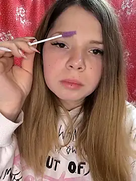 Zuli Kiska online show from February 28, 7:04 pm