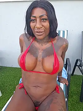 Snapshot of JosyBlack chatting on September 13, 9:53 am JosyBlack online show from September 13, 9:53 am