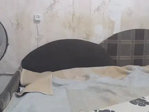 Snapshot of Ameliabusty chatting on January 19, 2:06 pm Ameliabusty online show from January 19, 2:06 pm