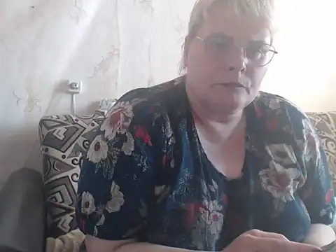 Snapshot of Ameliabusty chatting on September 13, 12:49 pm Ameliabusty online show from September 13, 12:49 pm