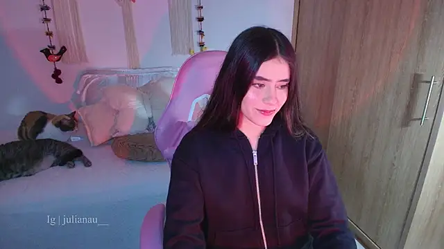 iriswest  online show from March 24, 11:54 pm