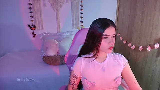 iriswest  online show from April 6, 1:14 am