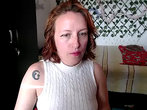 kittykalor09 online show from March 1, 9:28 pm