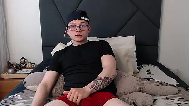 Snapshot of MathewCollin chatting on January 27, 5:48 pm MathewCollin online show from January 27, 5:48 pm