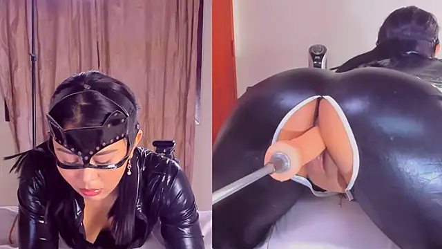 Snapshot of Angeli_Wu_ chatting on October 14, 4:02 am Angeli Wu  online show from October 14, 4:02 am