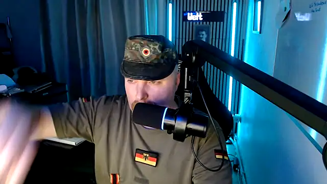 DerPornoPete online show from March 1, 12:12 am