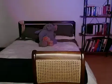 Snapshot of babyluna_8_8 chatting on December 12, 3:10 am babyluna 8 8 online show from December 12, 3:10 am