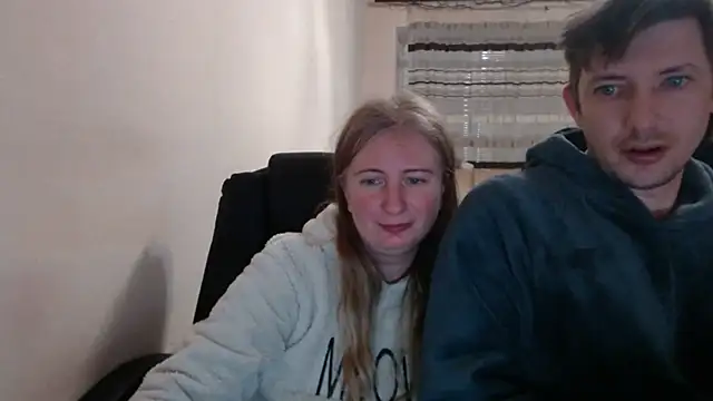 PeterAndJen online show from January 18, 8:01 pm