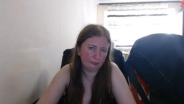 Snapshot of PeterAndJen chatting on July 15, 5:29 pm PeterAndJen online show from July 15, 5:29 pm