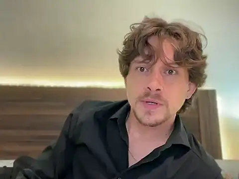 Snapshot of mcklister_kinky_feets chatting on February 28, 6:31 pm mcklister kinky feets online show from February 28, 6:31 pm