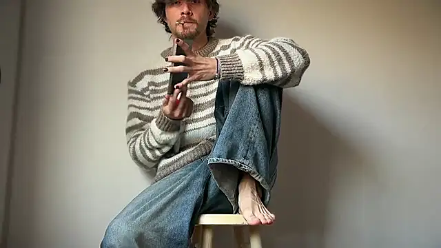 Snapshot of mcklister_kinky_feets chatting on April 15, 8:53 pm mcklister kinky feets online show from April 15, 8:53 pm