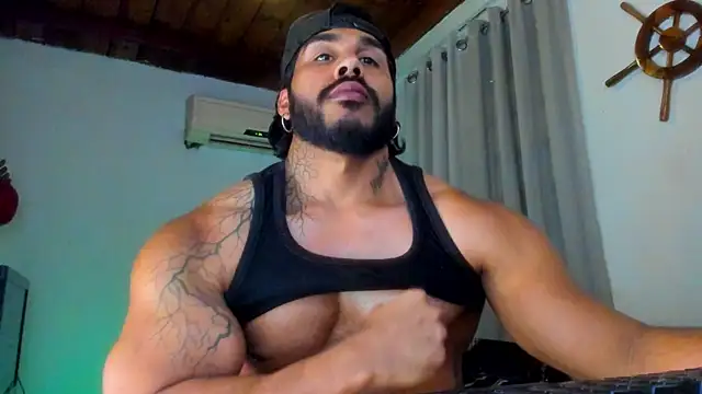 Snapshot of Artemis_Kazttman chatting on May 24, 4:23 pm Artemis Kazttman online show from May 24, 4:23 pm