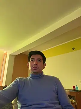 Snapshot of alejandro_696969 chatting on May 26, 9:33 pm alejandro 696969 online show from May 26, 9:33 pm