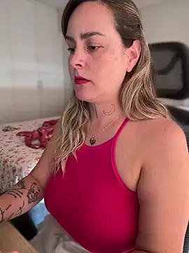 misslulipop online show from March 11, 8:20 pm