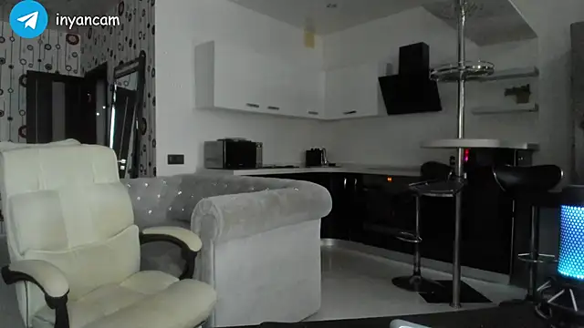  in yan online show from December 22, 4:06 am