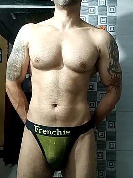 Snapshot of nihalxxx3 chatting on May 4, 2:02 pm nihalxxx3 online show from May 4, 2:02 pm
