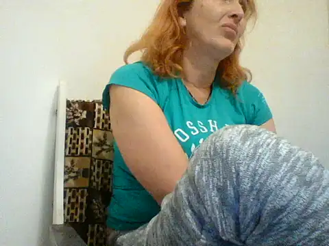 MssAngela online show from October 3, 6:05 pm