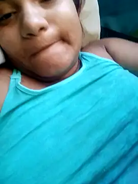 Hilarybunnyy online show from February 11, 1:52 am