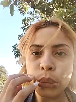 isexynara online show from April 9, 8:14 pm