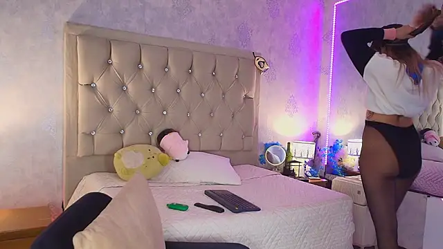 nini love01 online show from March 29, 4:01 am