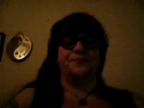 Snapshot of GothyBaby chatting on December 30, 11:17 pm GothyBaby online show from December 30, 11:17 pm