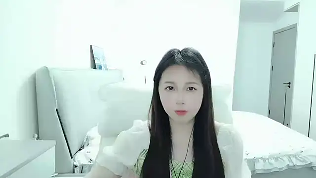 Snapshot of Sunset_glow chatting on May 11, 4:26 pm Sunset glow online show from May 11, 4:26 pm