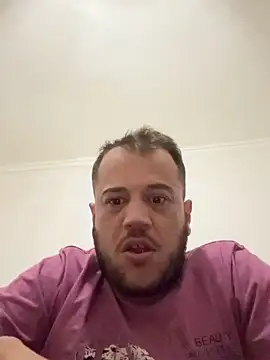 Snapshot of 1Aleks13 chatting on October 12, 8:52 pm 1Aleks13 online show from October 12, 8:52 pm