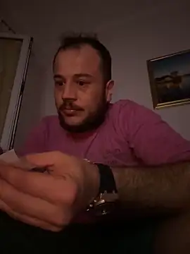 Snapshot of 1Aleks13 chatting on November 2, 12:46 am 1Aleks13 online show from November 2, 12:46 am