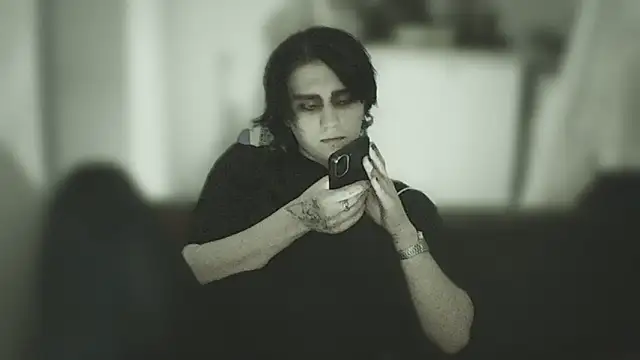 sademobeer online show from April 15, 6:59 pm