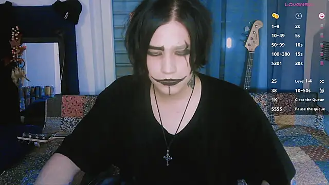 Snapshot of sademobeer chatting on June 16, 10:23 pm sademobeer online show from June 16, 10:23 pm