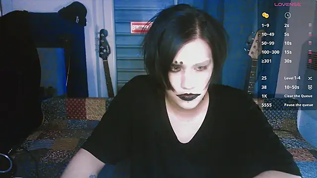 Snapshot of sademobeer chatting on June 19, 2:38 am sademobeer online show from June 19, 2:38 am