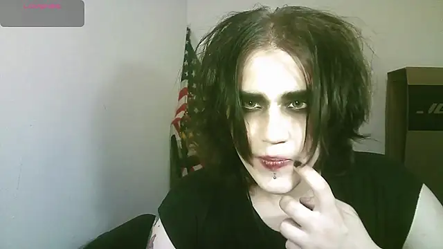 Snapshot of sademobeer chatting on July 15, 10:26 pm sademobeer online show from July 15, 10:26 pm