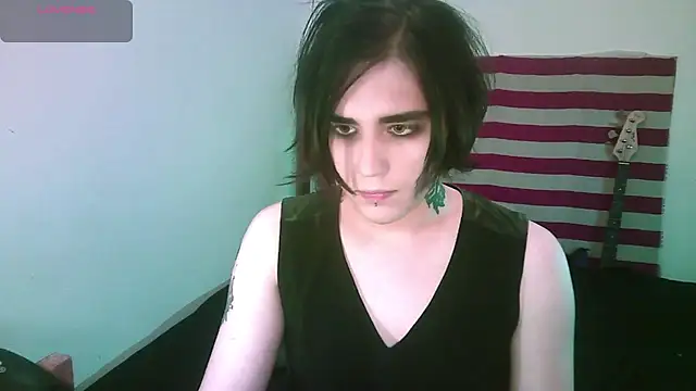 Snapshot of sademobeer chatting on July 20, 3:47 pm sademobeer online show from July 20, 3:47 pm