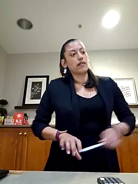 Snapshot of Nikkierosee chatting on February 13, 4:22 am Nikkierosee online show from February 13, 4:22 am