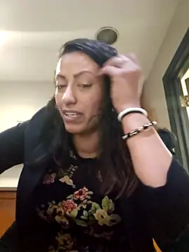 Snapshot of Nikkierosee chatting on March 9, 12:53 am Nikkierosee online show from March 9, 12:53 am