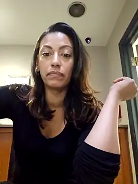 Snapshot of Nikkierosee chatting on March 12, 2:52 am Nikkierosee online show from March 12, 2:52 am