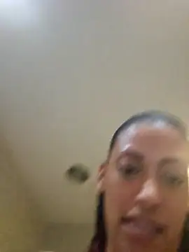 Snapshot of Nikkierosee chatting on March 17, 11:11 pm Nikkierosee online show from March 17, 11:11 pm