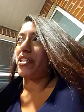 Snapshot of Nikkierosee chatting on March 20, 7:03 am Nikkierosee online show from March 20, 7:03 am