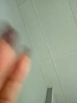 Snapshot of Nikkierosee chatting on September 29, 4:01 pm Nikkierosee online show from September 29, 4:01 pm