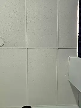 Snapshot of Nikkierosee chatting on October 18, 5:46 pm Nikkierosee online show from October 18, 5:46 pm