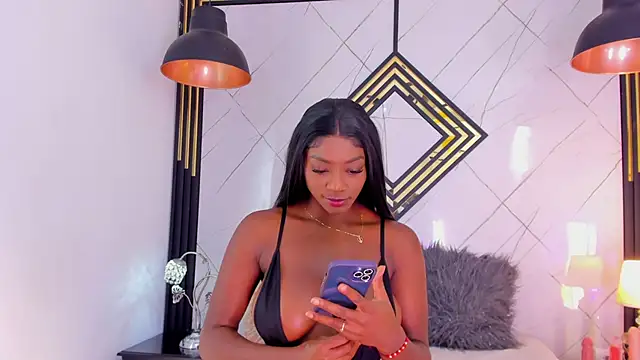 Snapshot of AdharaHills chatting on October 18, 7:36 pm AdharaHills online show from October 18, 7:36 pm