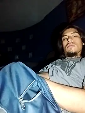 AlexAlejandro13 online show from April 26, 7:50 am