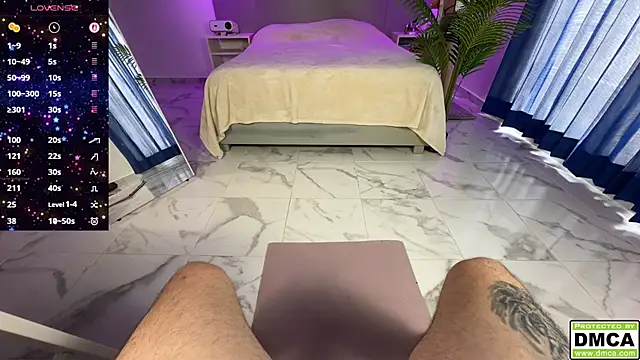 Snapshot of _blowjob_queen chatting on April 8, 9:26 pm blowjob queen online show from April 8, 9:26 pm