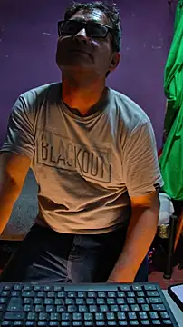 yandyaa online show from April 12, 3:33 am