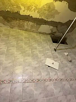 Snapshot of Alicbranca chatting on October 9, 5:27 am Alicbranca online show from October 9, 5:27 am