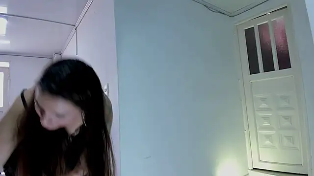 Snapshot of vanessabrown_ chatting on July 16, 7:42 pm vanessabrown online show from July 16, 7:42 pm