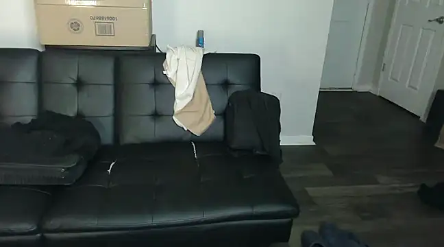 EntitledMistress online show from January 10, 9:55 am