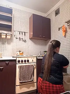 Janiffer MiMi online show from March 17, 6:33 pm