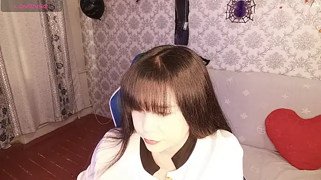 MissValday online show from October 31, 5:30 am