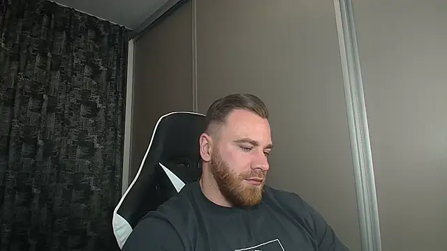 Thori92 online show from March 19, 7:49 pm